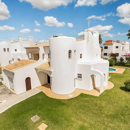 Baltin * Albufeira